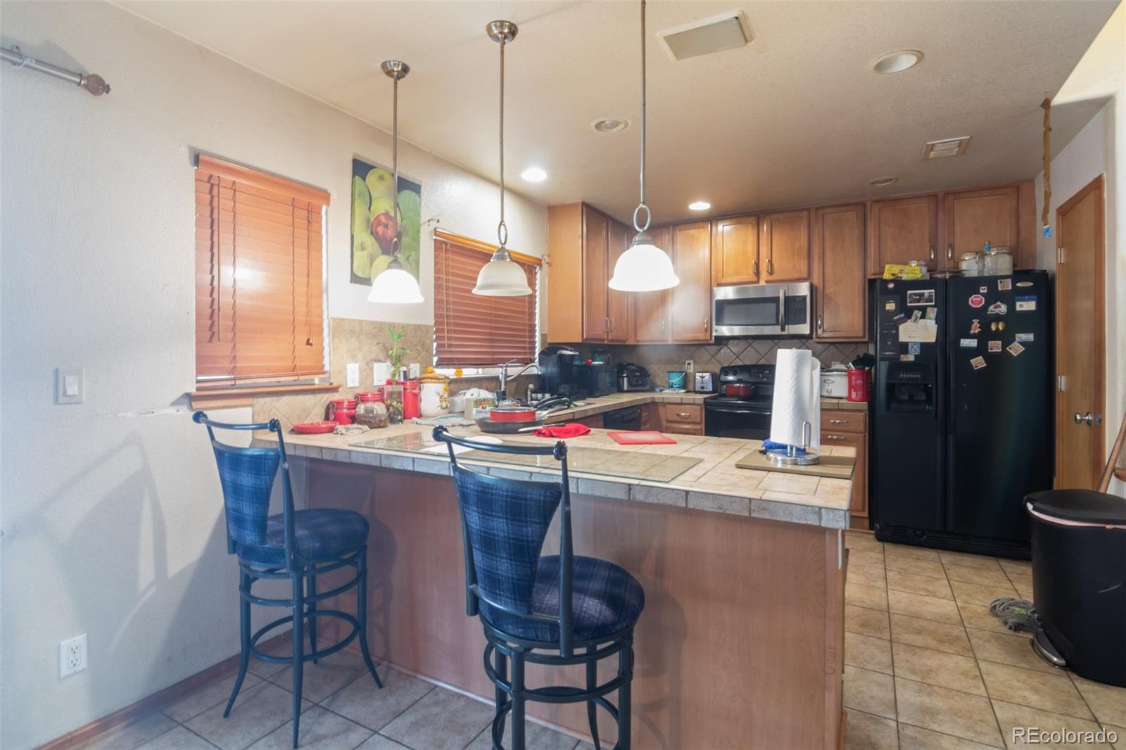 MLS Image #2 for 11866  oak hill way,commerce city, Colorado