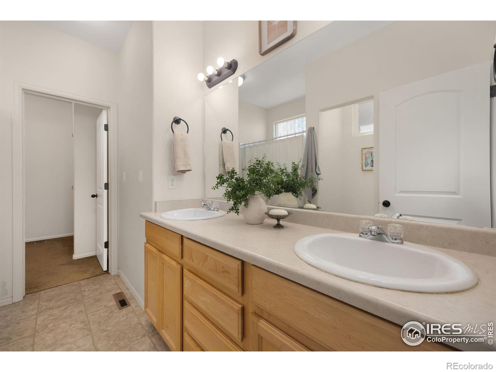 MLS Image #24 for 518  cherryridge drive,windsor, Colorado