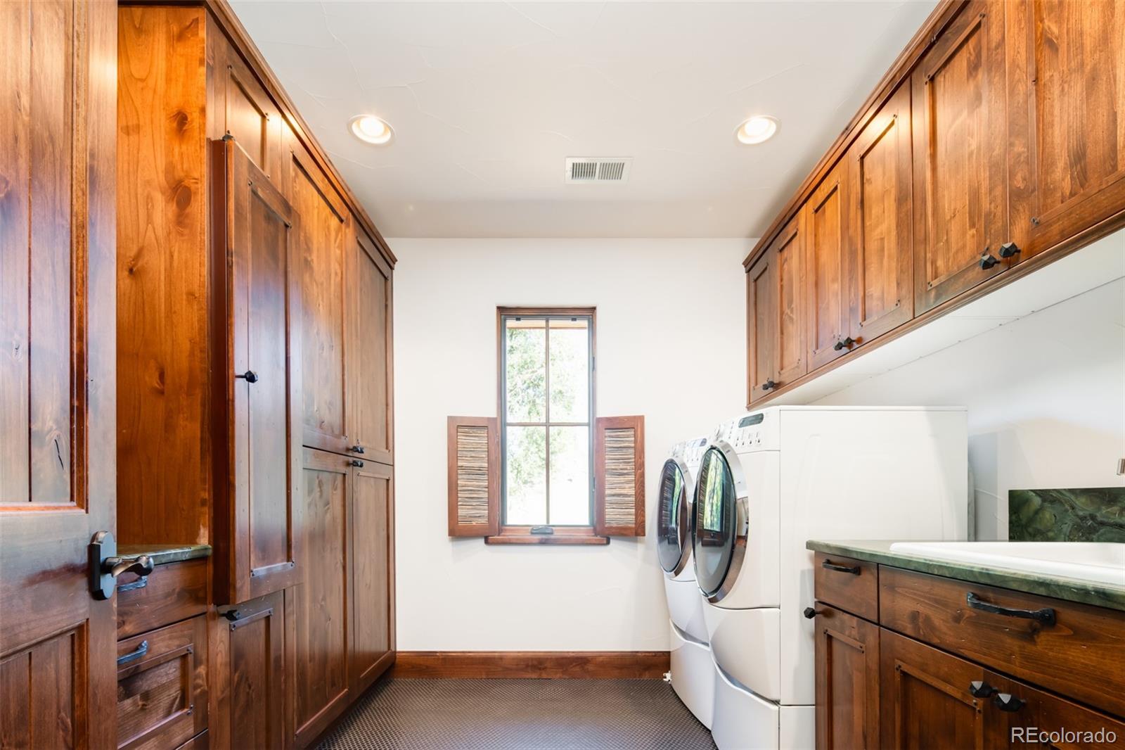 MLS Image #27 for 2435 s milwaukee street,denver, Colorado