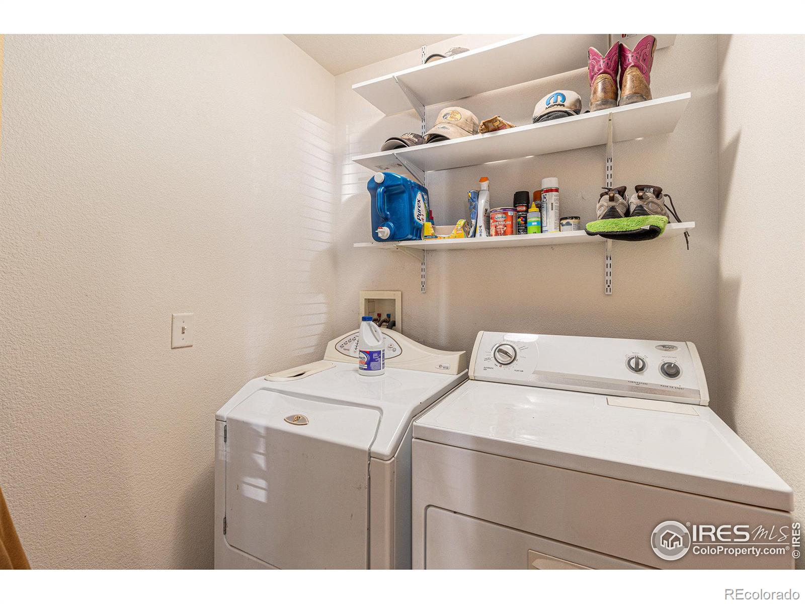 MLS Image #11 for 104  plowshare lane,platteville, Colorado