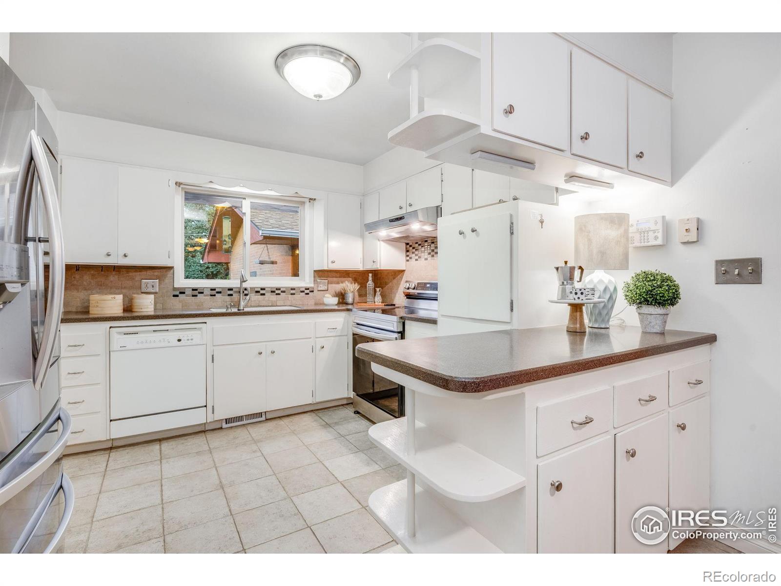 MLS Image #14 for 716  maple drive,loveland, Colorado