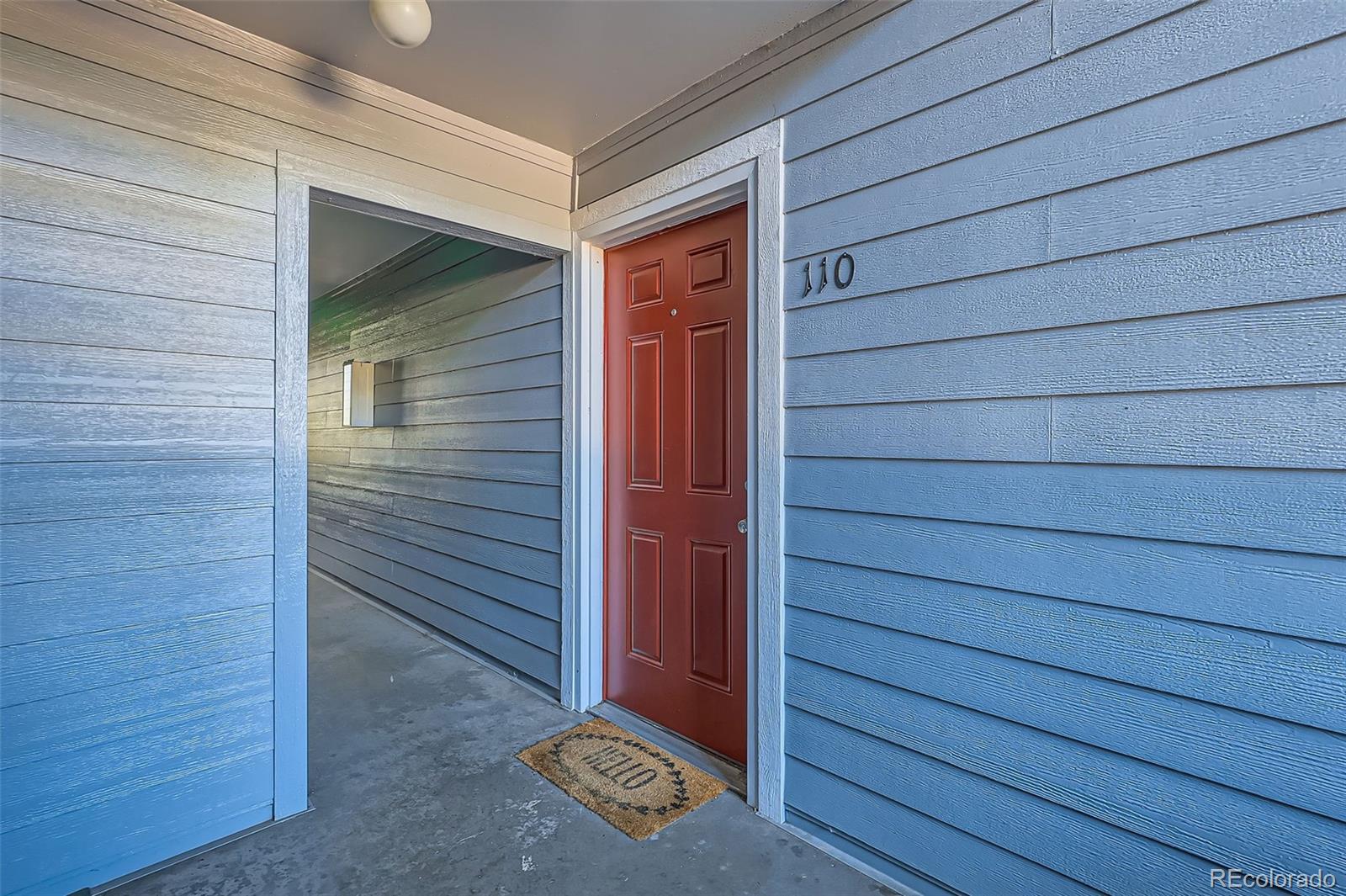 MLS Image #2 for 3141 s tamarac drive,denver, Colorado