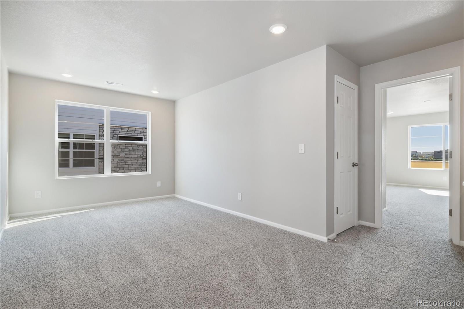 MLS Image #15 for 20969 e 65th avenue,aurora, Colorado