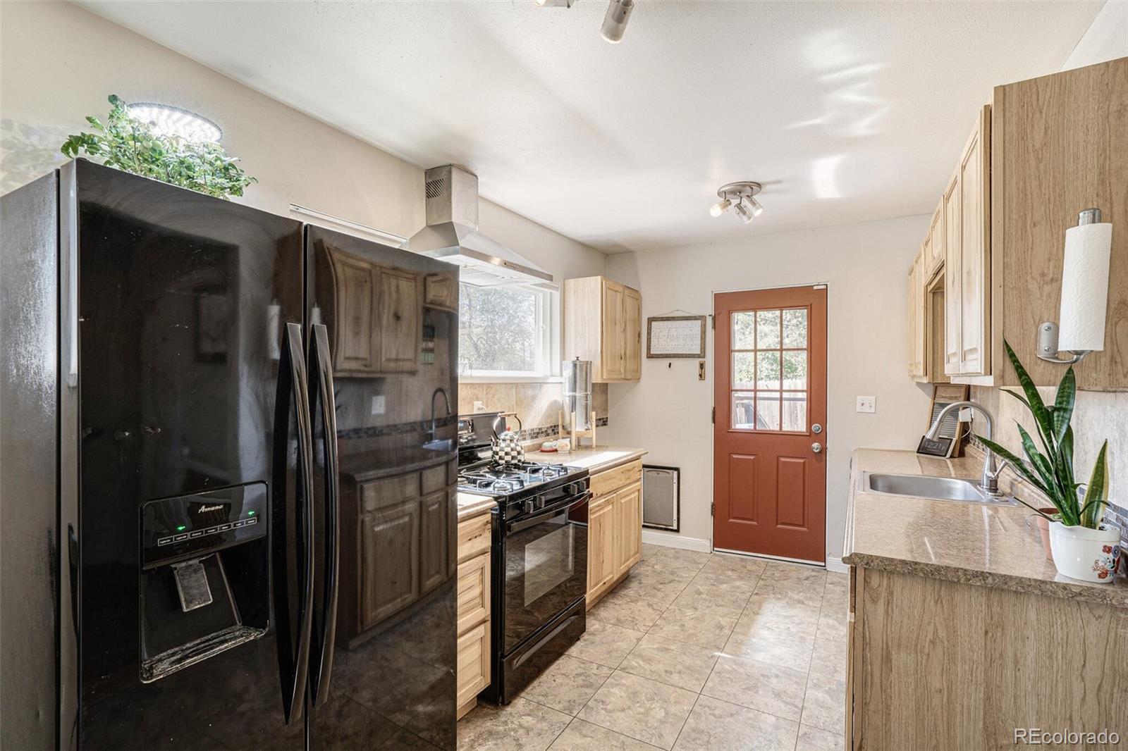 MLS Image #11 for 9135 w 49th place,arvada, Colorado