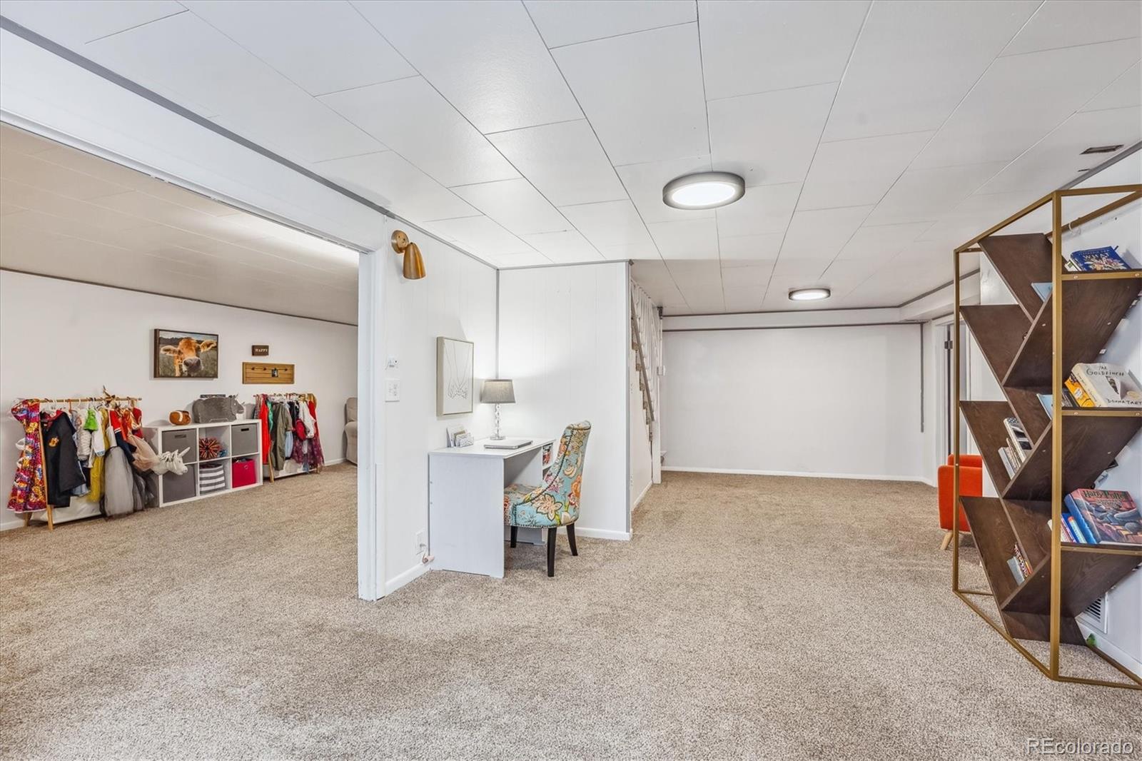 MLS Image #12 for 2027 s vrain street,denver, Colorado