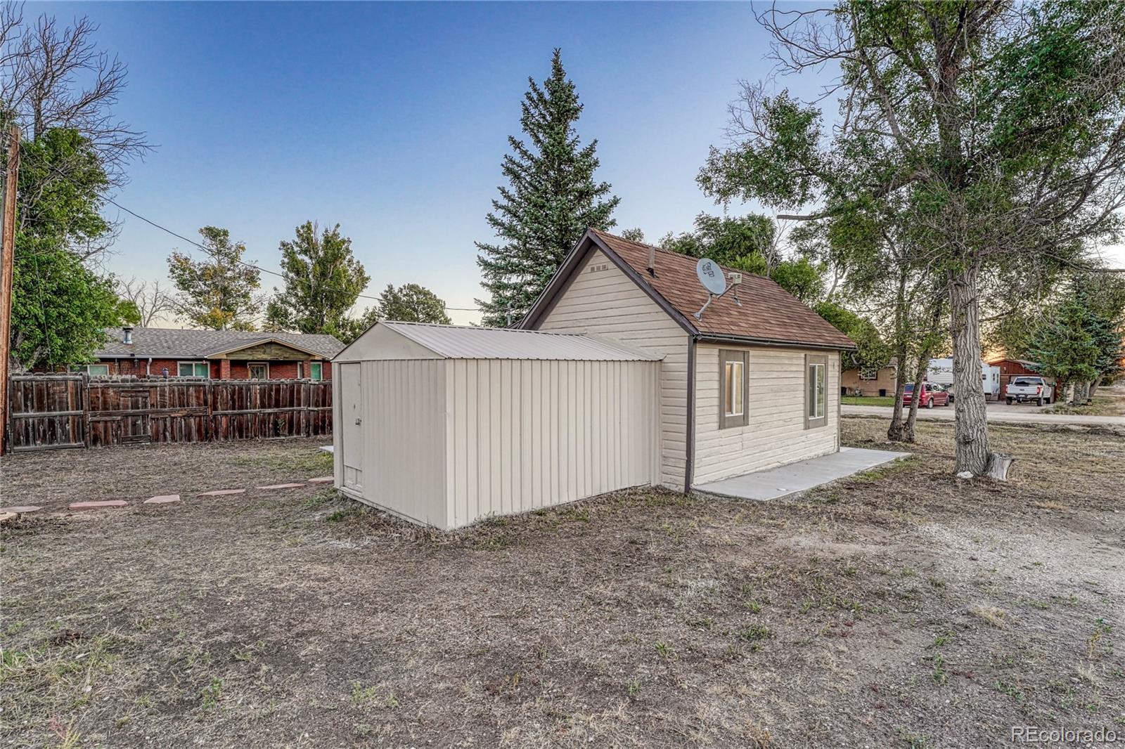 MLS Image #25 for 609  navajo avenue,simla, Colorado