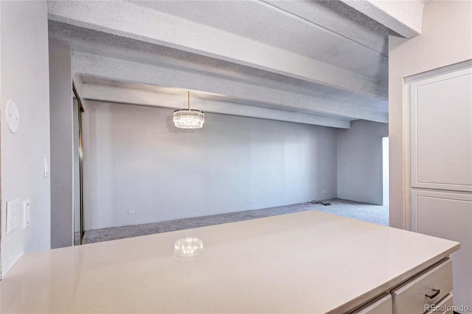 MLS Image #13 for 130 n pearl street,denver, Colorado