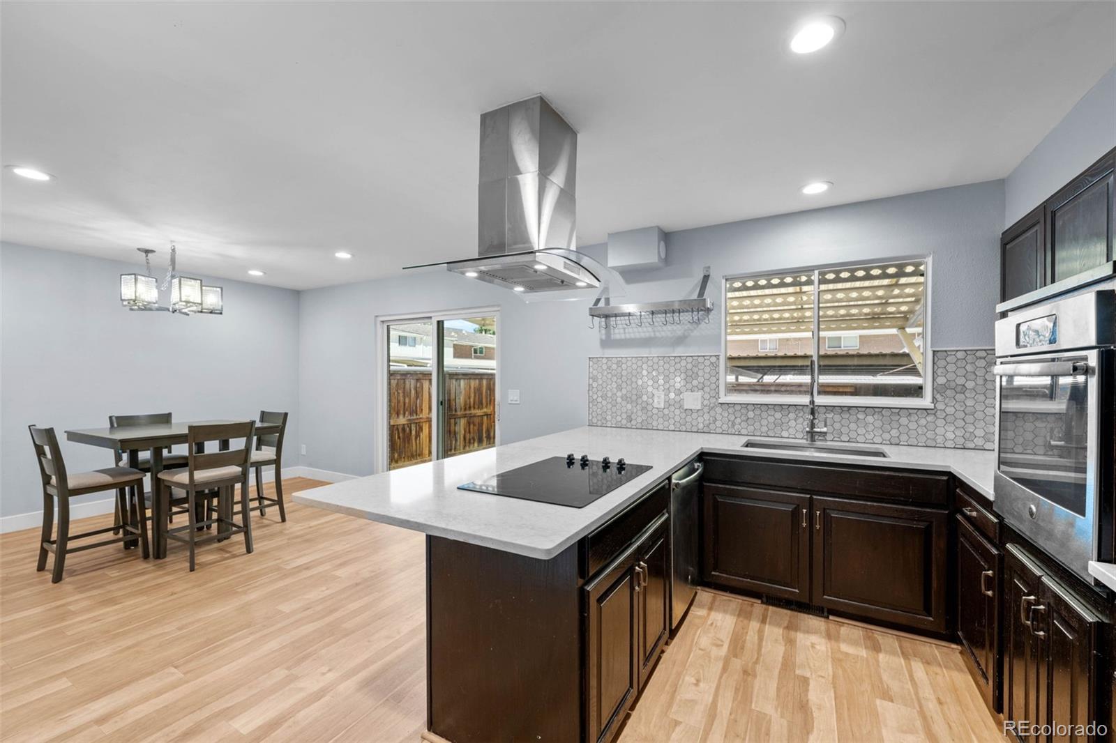 MLS Image #11 for 9211 e oxford drive,denver, Colorado