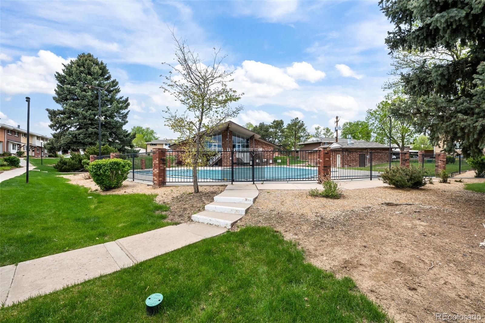 MLS Image #24 for 9211 e oxford drive,denver, Colorado