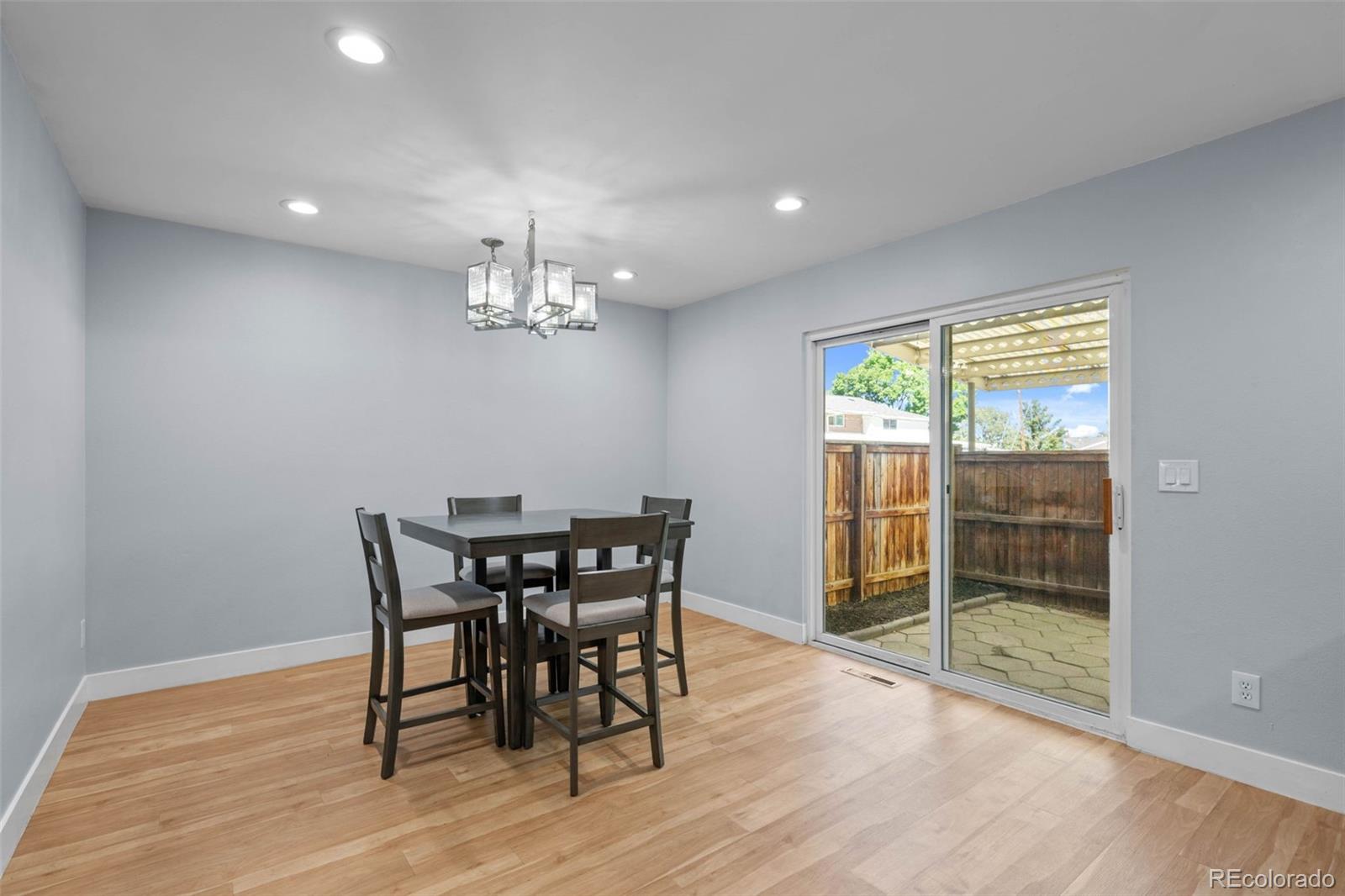 MLS Image #8 for 9211 e oxford drive,denver, Colorado