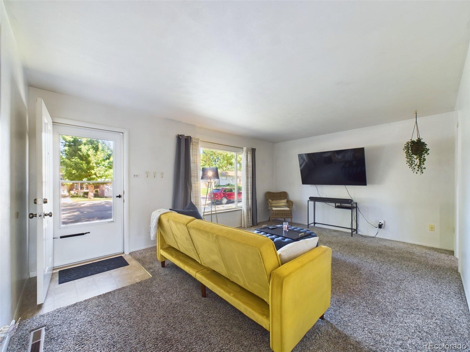 MLS Image #2 for 2857  jon street,colorado springs, Colorado