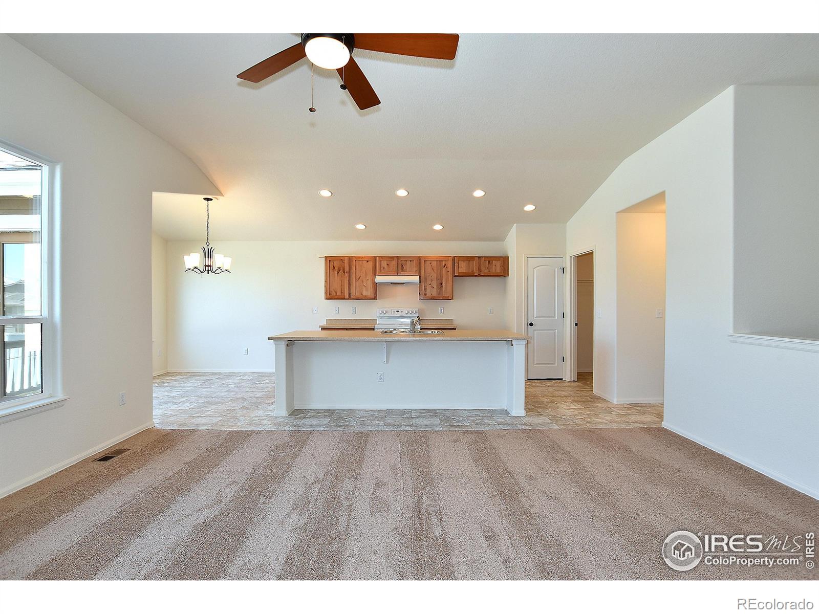 MLS Image #10 for 2325  golden way,windsor, Colorado