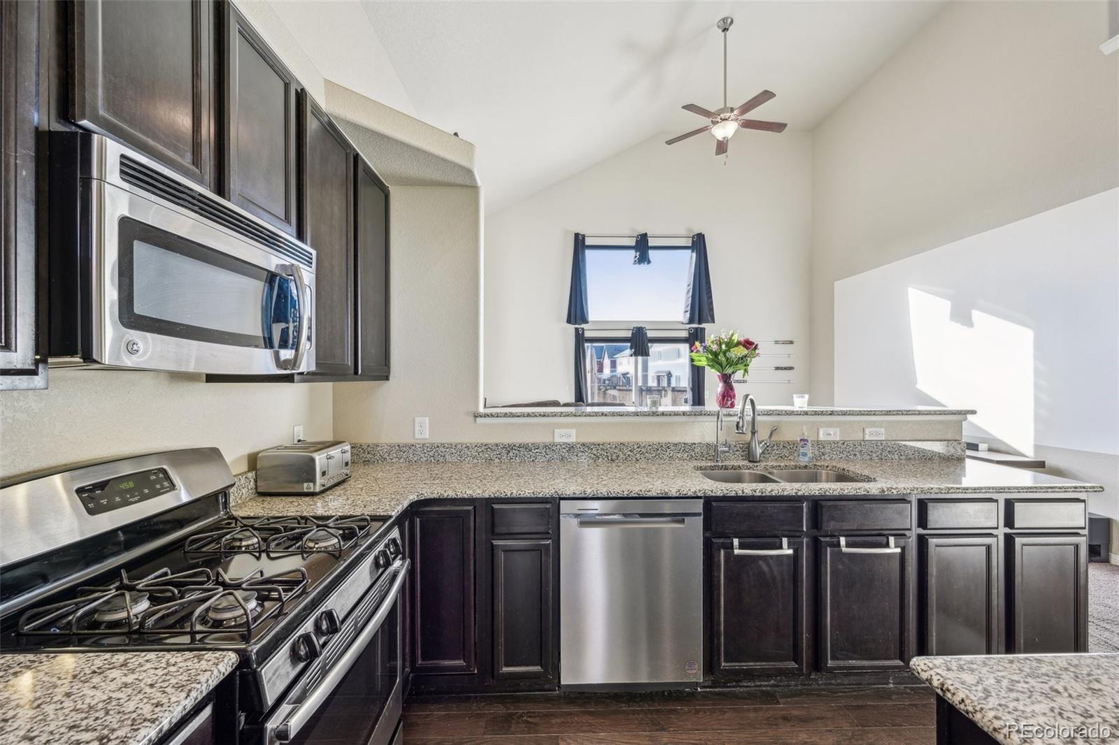 MLS Image #12 for 9741  eagle creek circle,commerce city, Colorado