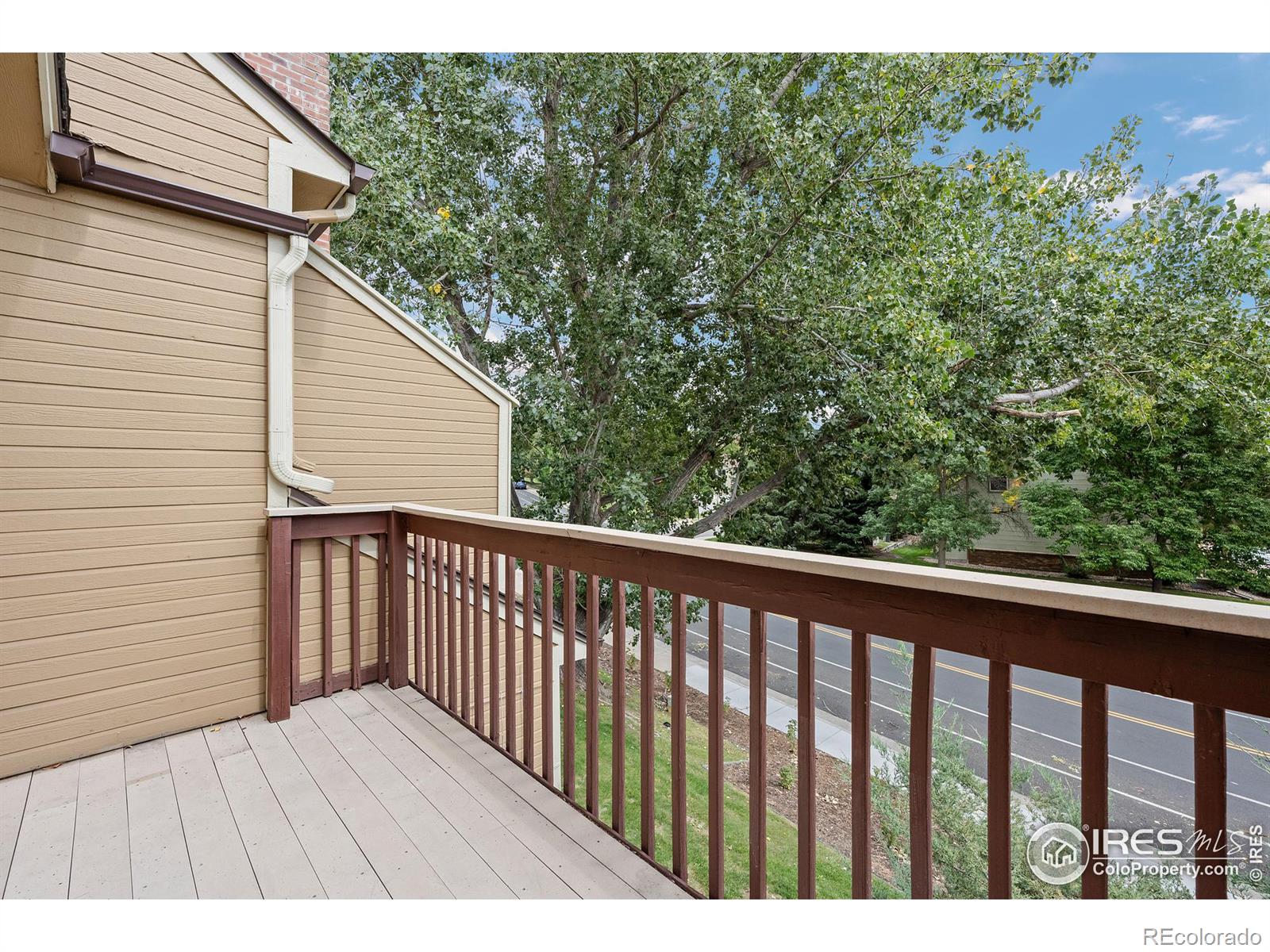 MLS Image #14 for 303  pheasant run,louisville, Colorado