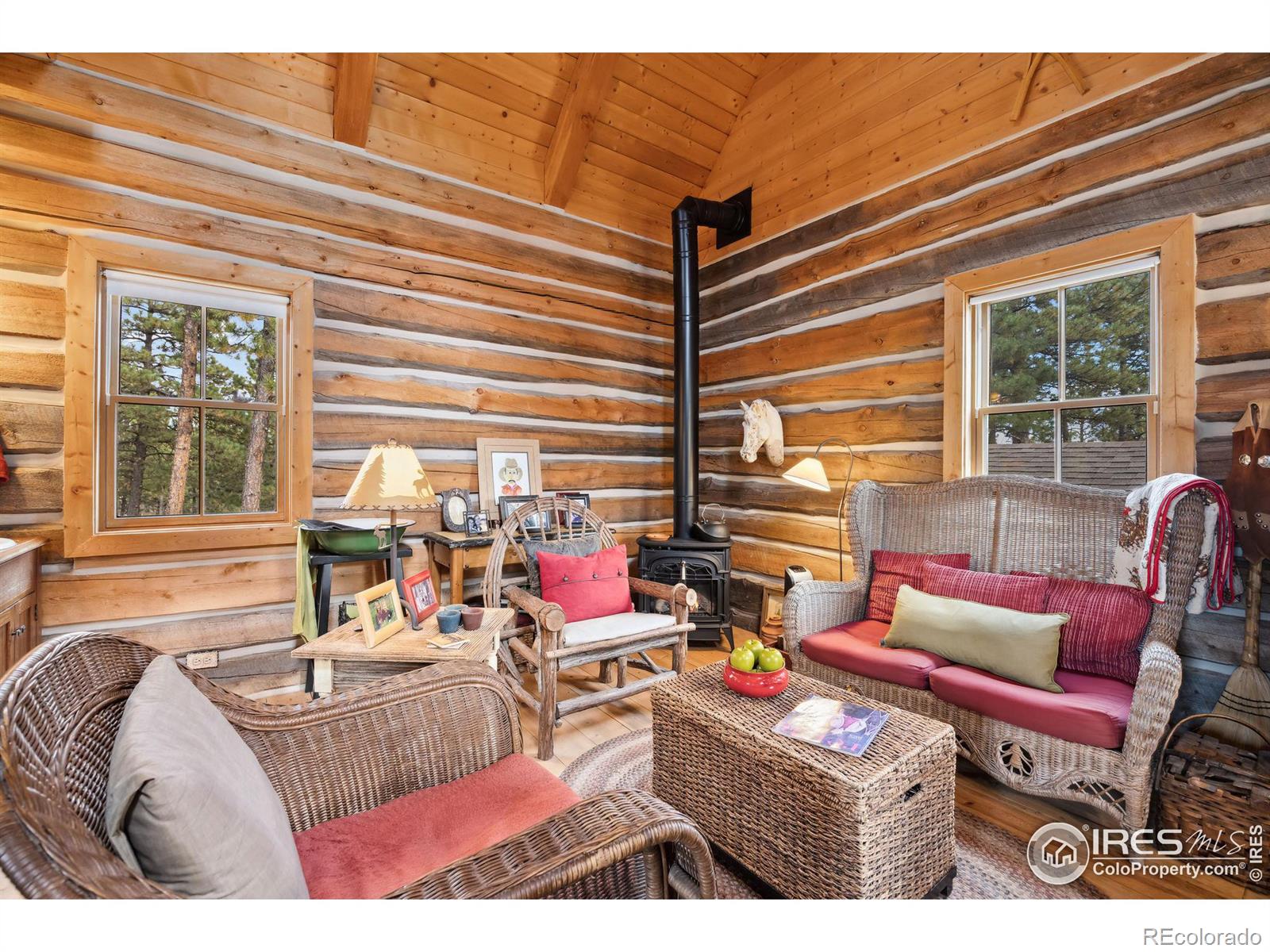 MLS Image #6 for 250  el arbol drive,bellvue, Colorado