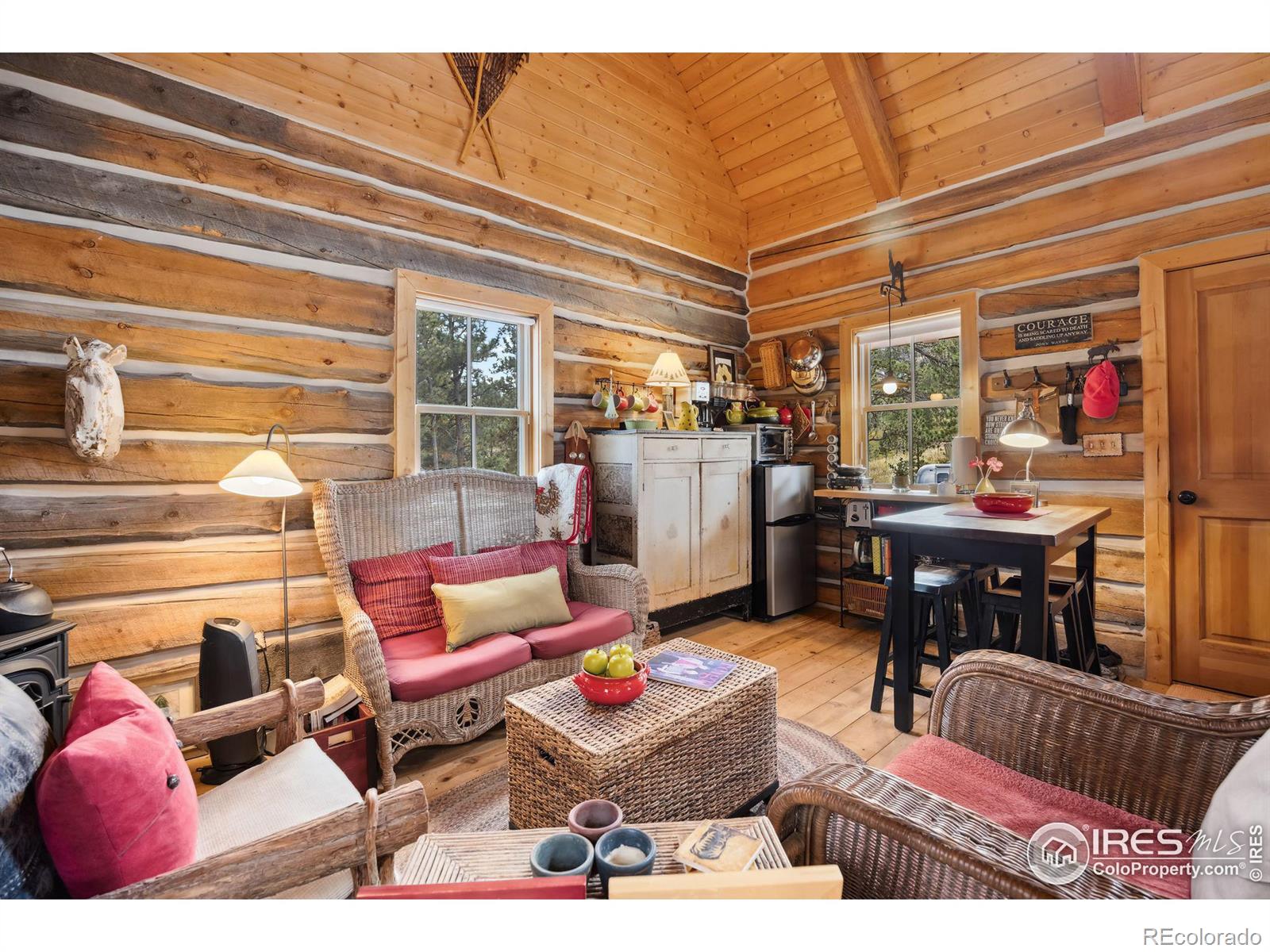 MLS Image #8 for 250  el arbol drive,bellvue, Colorado