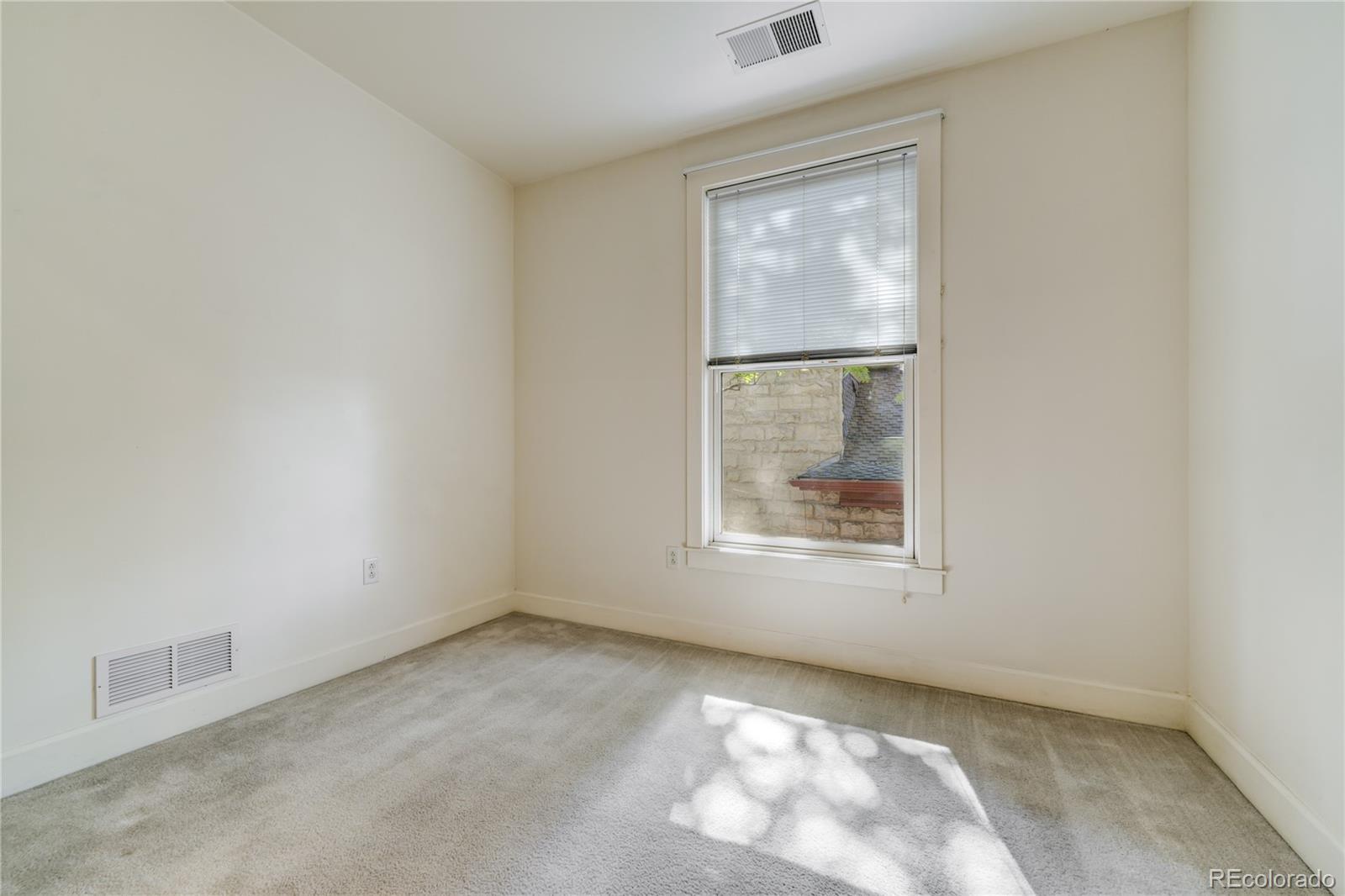 MLS Image #15 for 1631 n emerson street,denver, Colorado