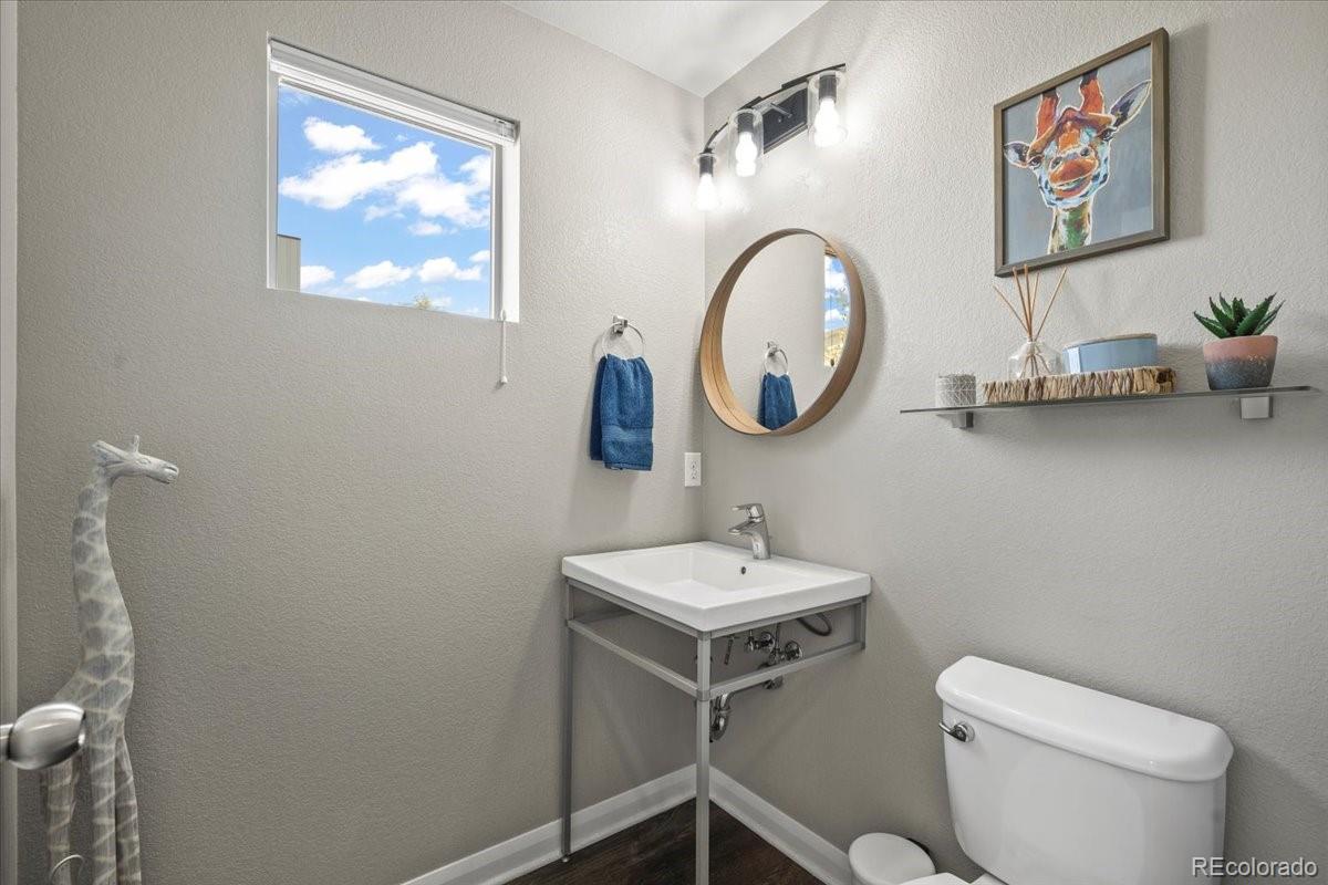 MLS Image #2 for 6747  raritan drive,denver, Colorado