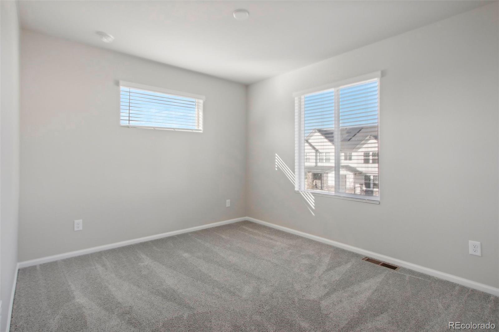 MLS Image #18 for 21124 e 63rd drive,aurora, Colorado