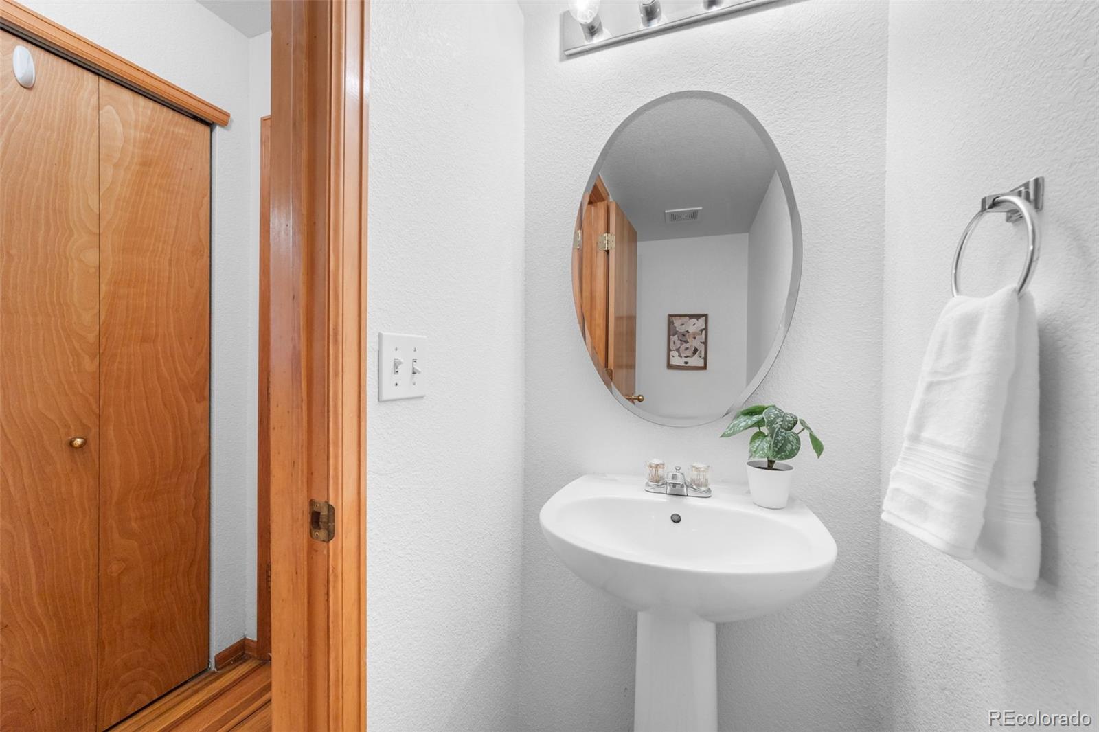 MLS Image #11 for 4923  copen drive,colorado springs, Colorado