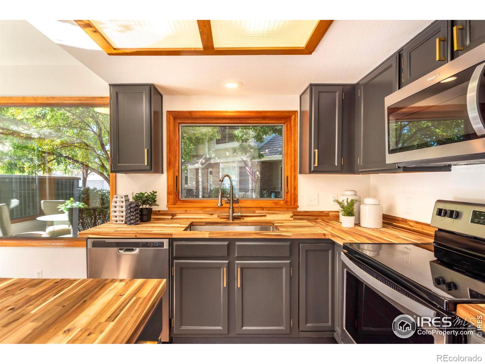 MLS Image #13 for 2126  ranch drive,westminster, Colorado