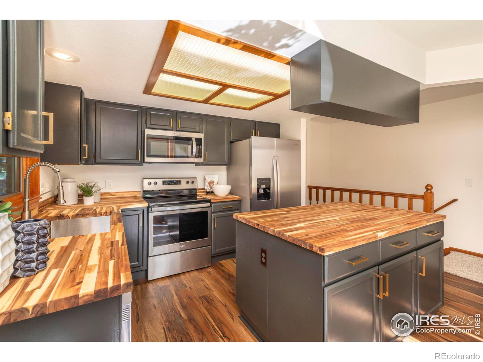 MLS Image #16 for 2126  ranch drive,westminster, Colorado