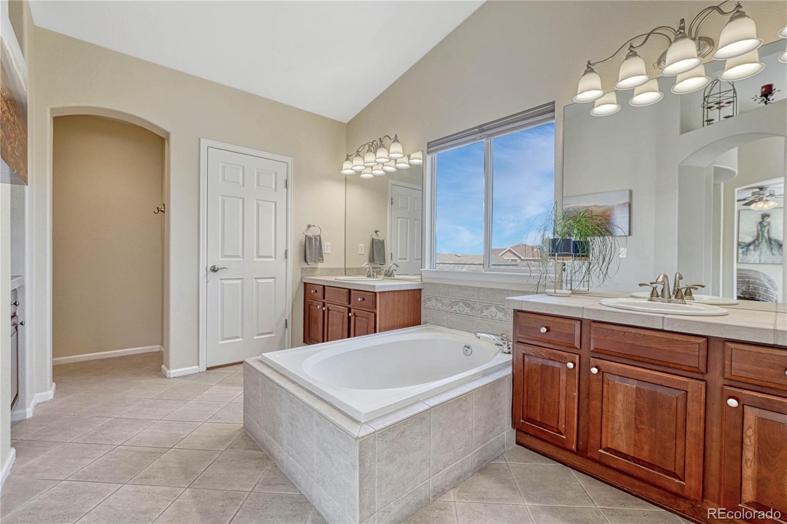 MLS Image #23 for 2908  canyon crest place,highlands ranch, Colorado