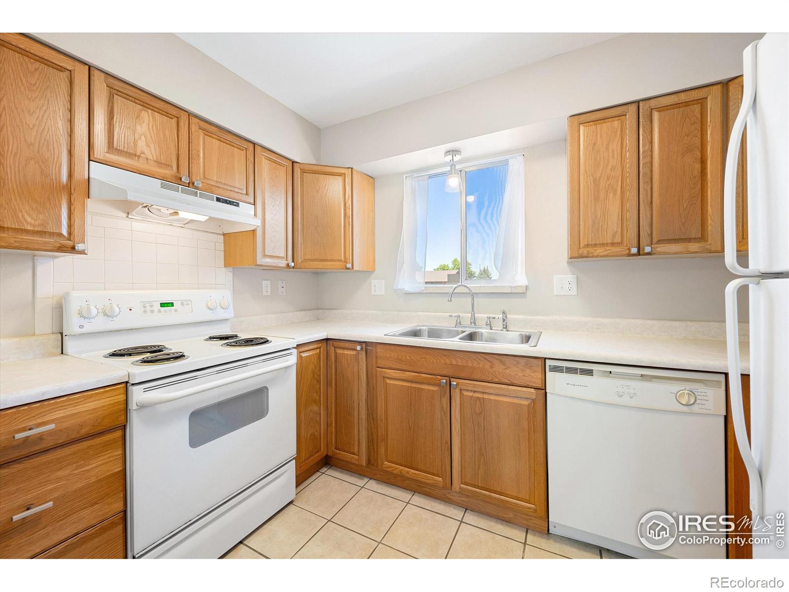 MLS Image #14 for 1730  palm drive,fort collins, Colorado