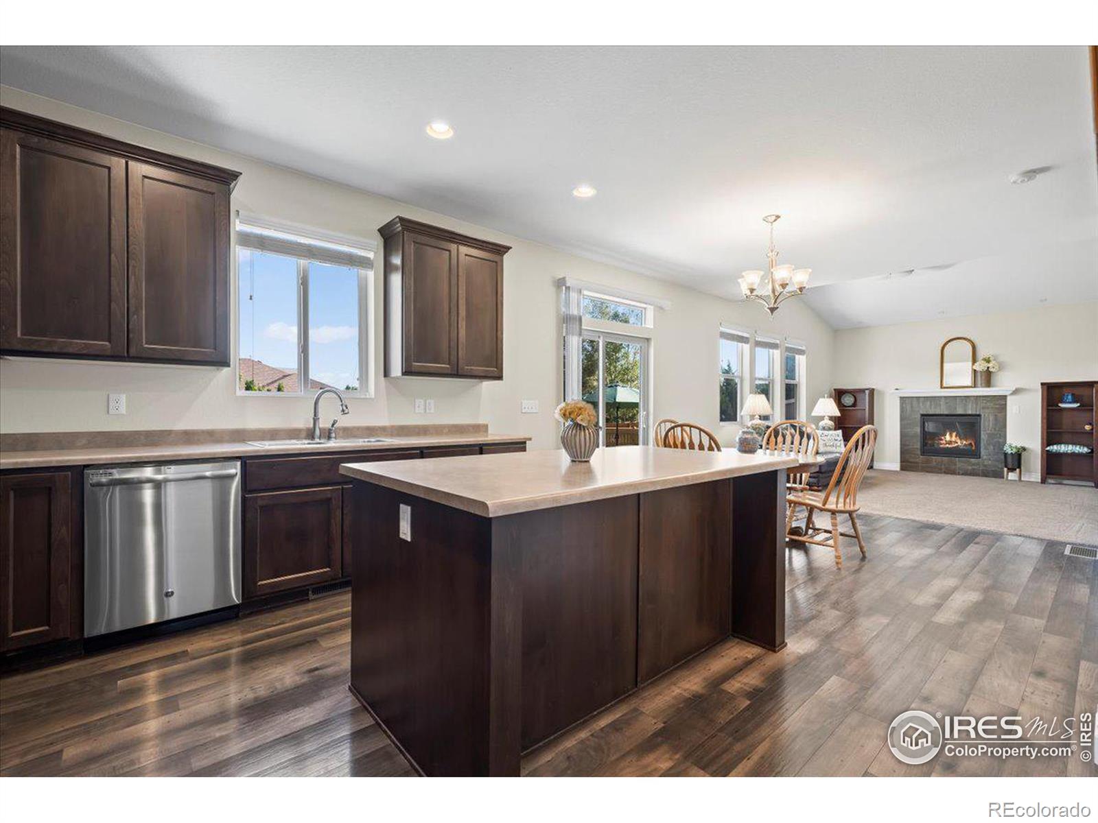 MLS Image #6 for 543  hillspire drive,windsor, Colorado