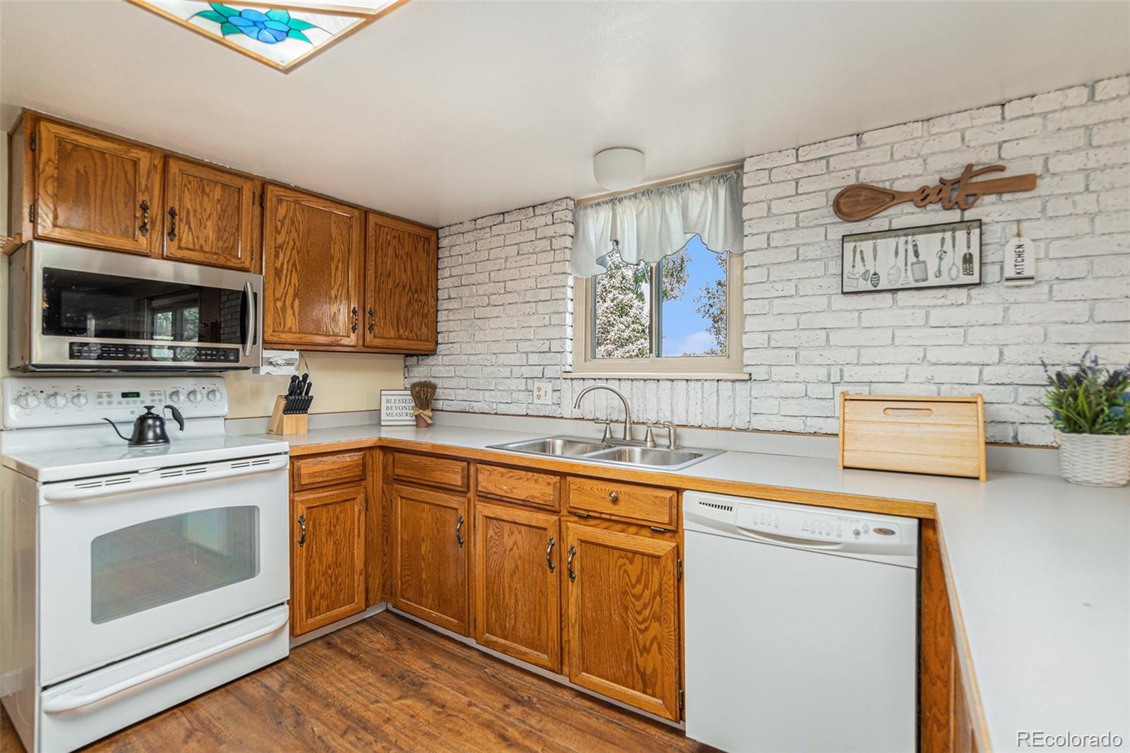 MLS Image #12 for 10110  oak street,westminster, Colorado