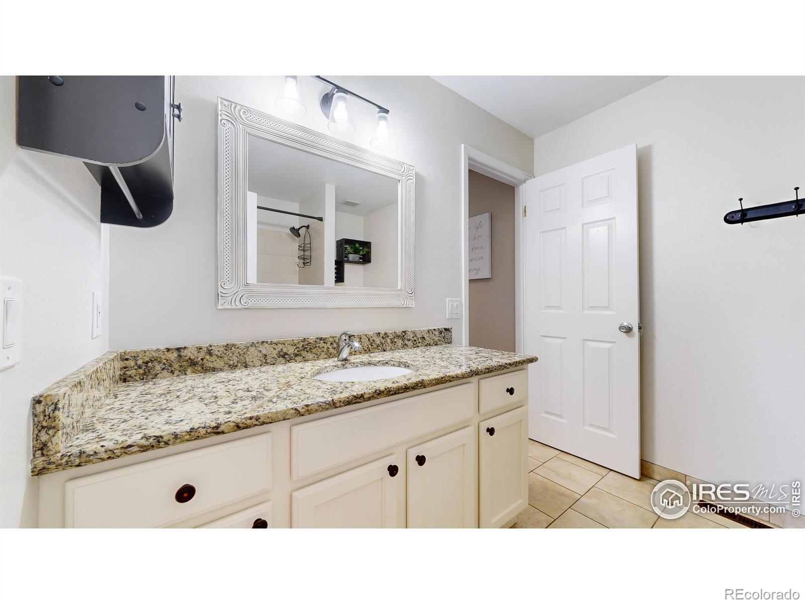 MLS Image #13 for 8018 w spanish peak  ,littleton, Colorado