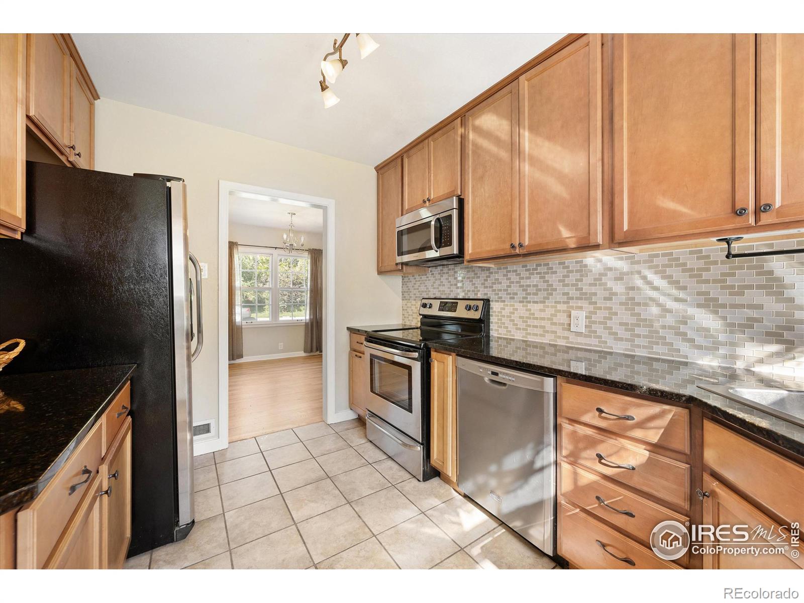 MLS Image #9 for 1858  17th avenue,greeley, Colorado