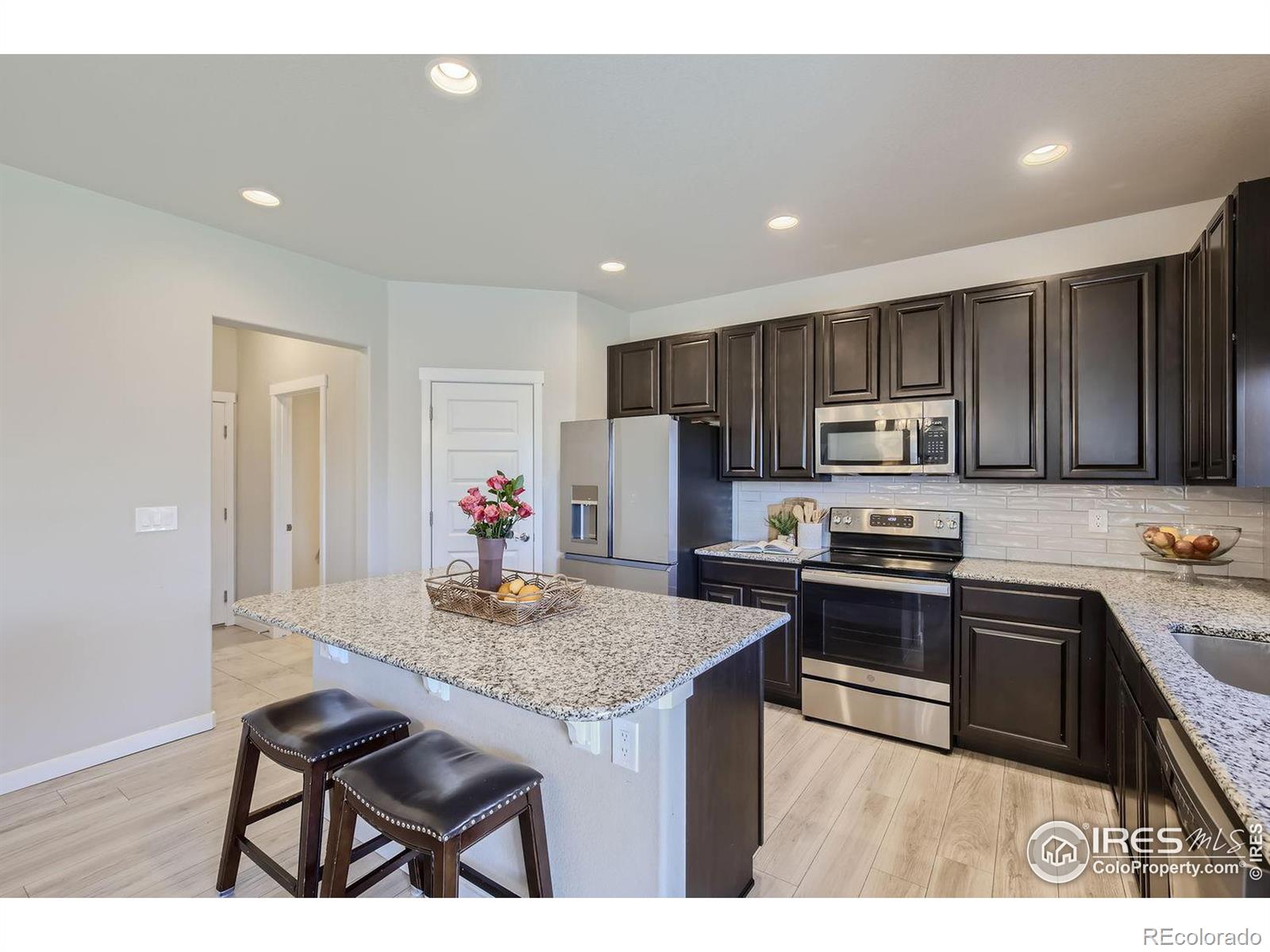 MLS Image #8 for 2163  day spring drive,windsor, Colorado