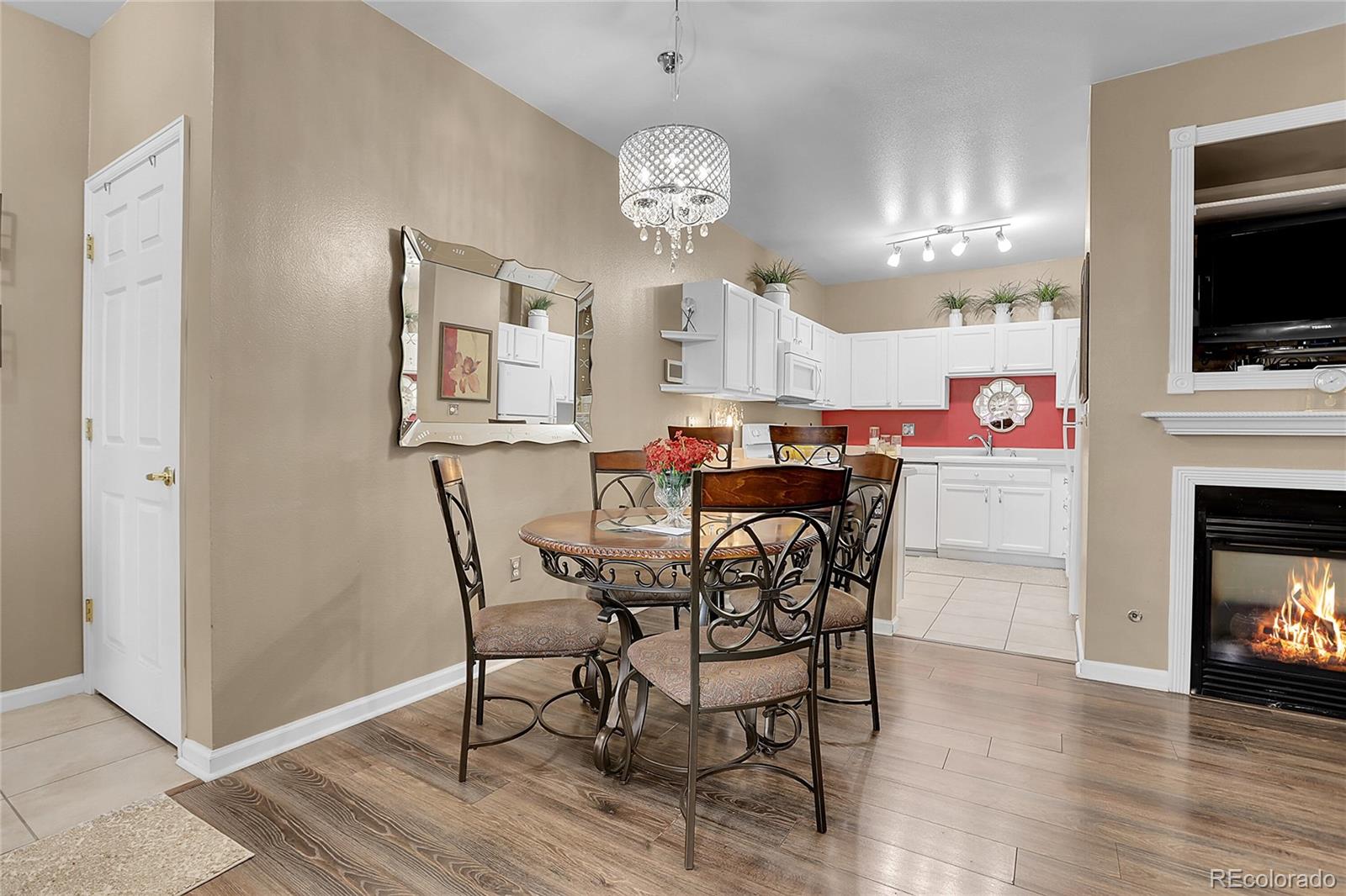 MLS Image #3 for 3233 s zeno court b,aurora, Colorado