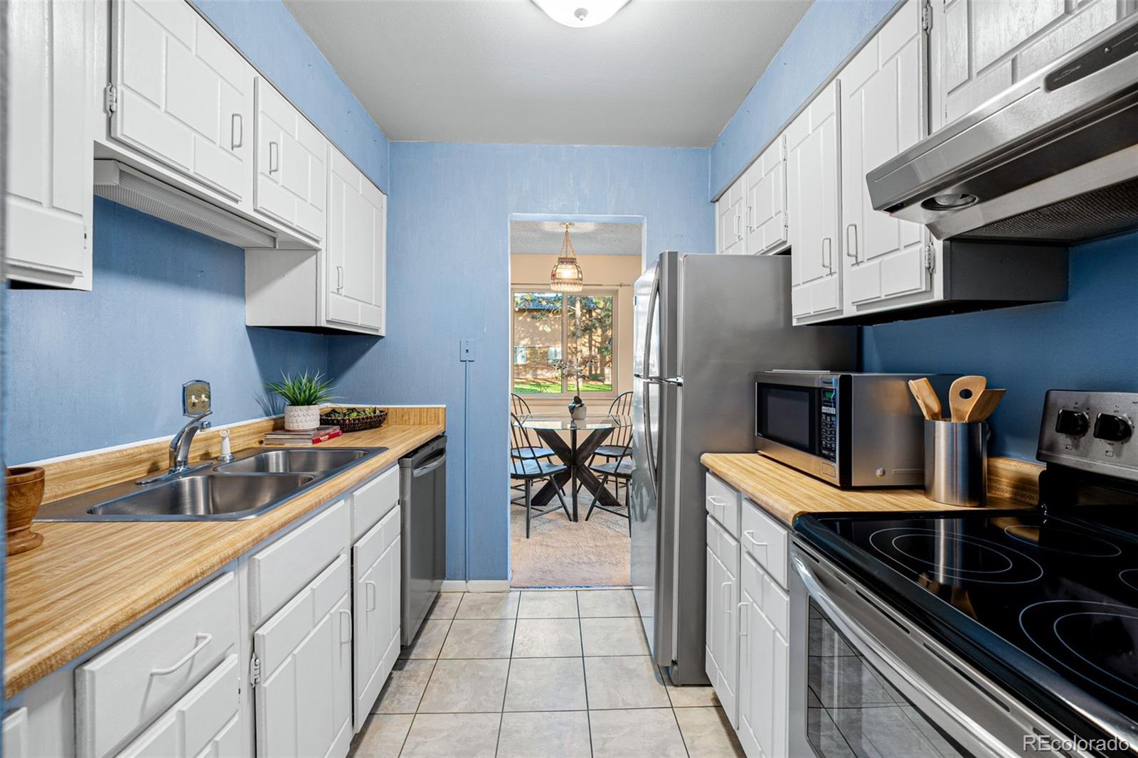 MLS Image #15 for 7995 e mississippi avenue,denver, Colorado