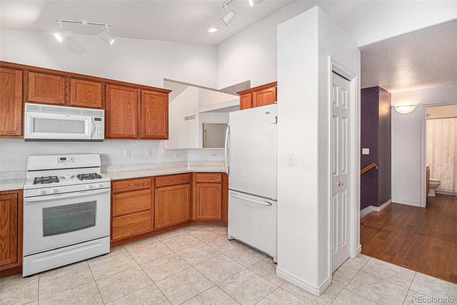 MLS Image #9 for 3056 s waco court,aurora, Colorado