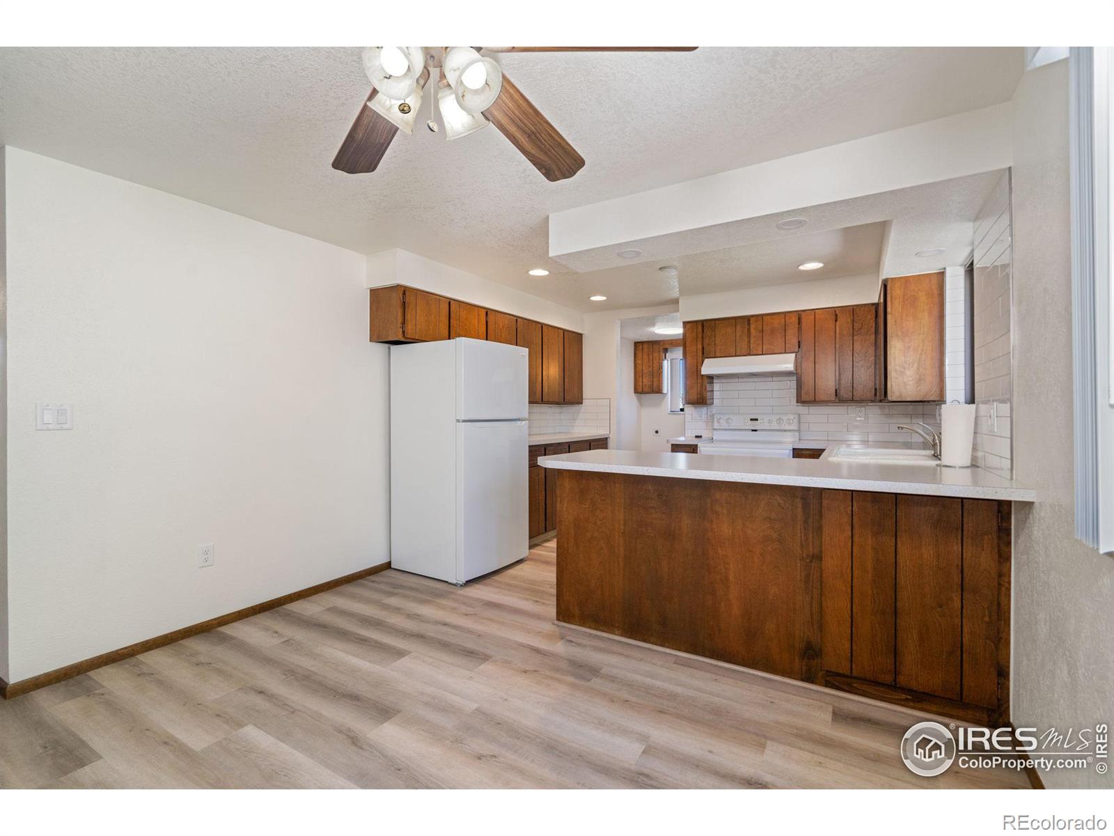 MLS Image #10 for 3256 n lake drive,loveland, Colorado