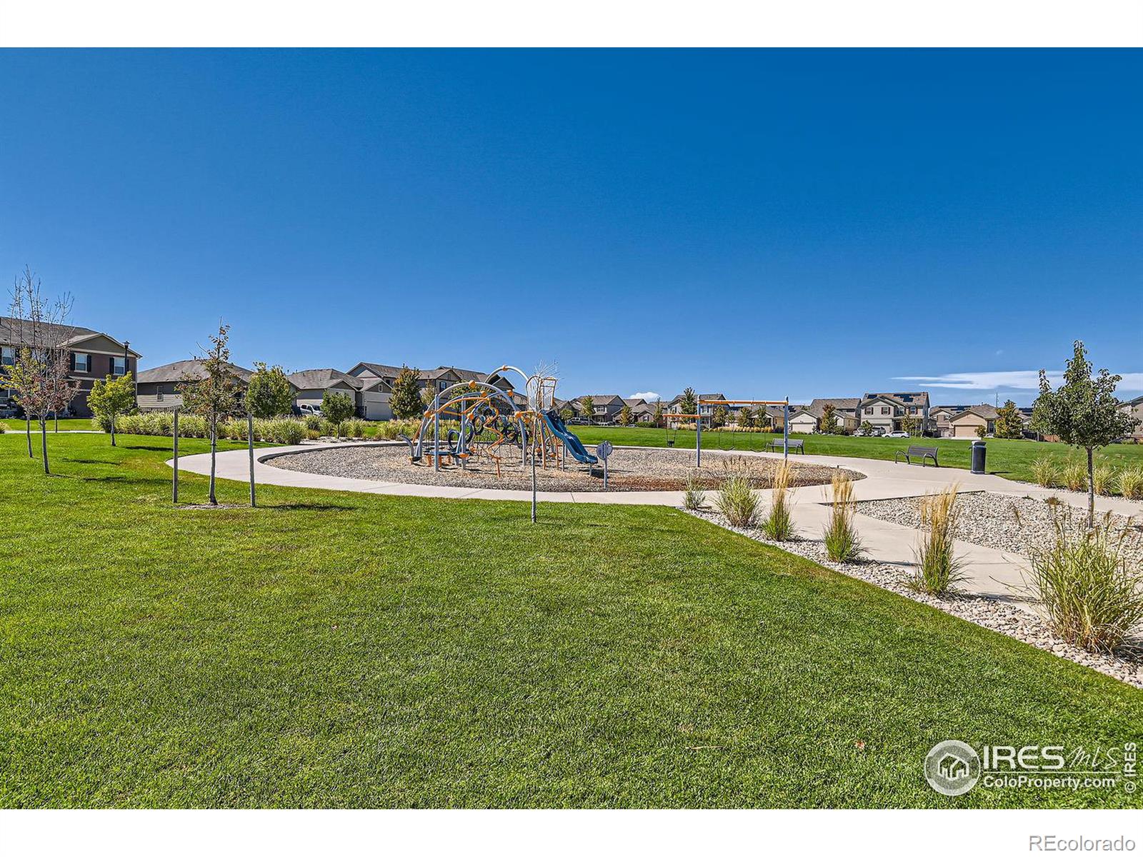 MLS Image #14 for 850  emerald street,lochbuie, Colorado