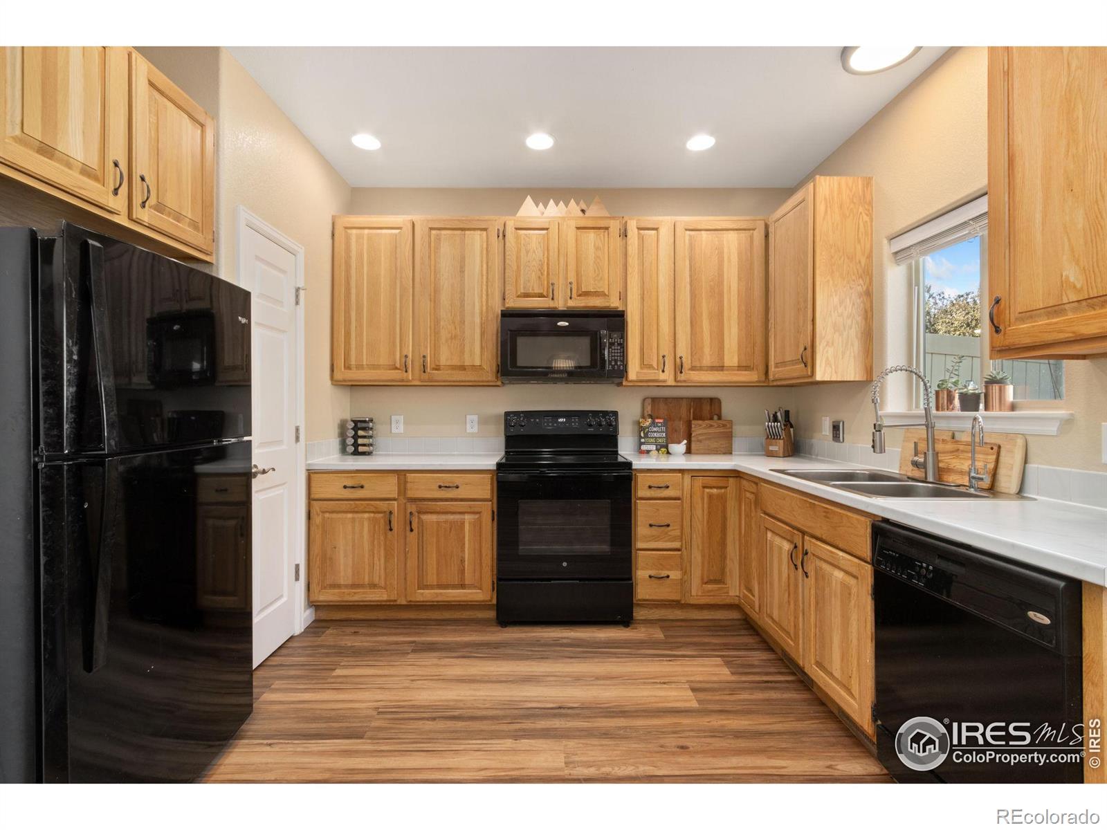 MLS Image #13 for 2832  william neal parkway,fort collins, Colorado