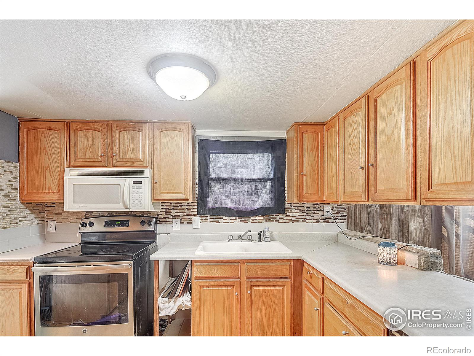 MLS Image #11 for 3102  17th avenue,greeley, Colorado