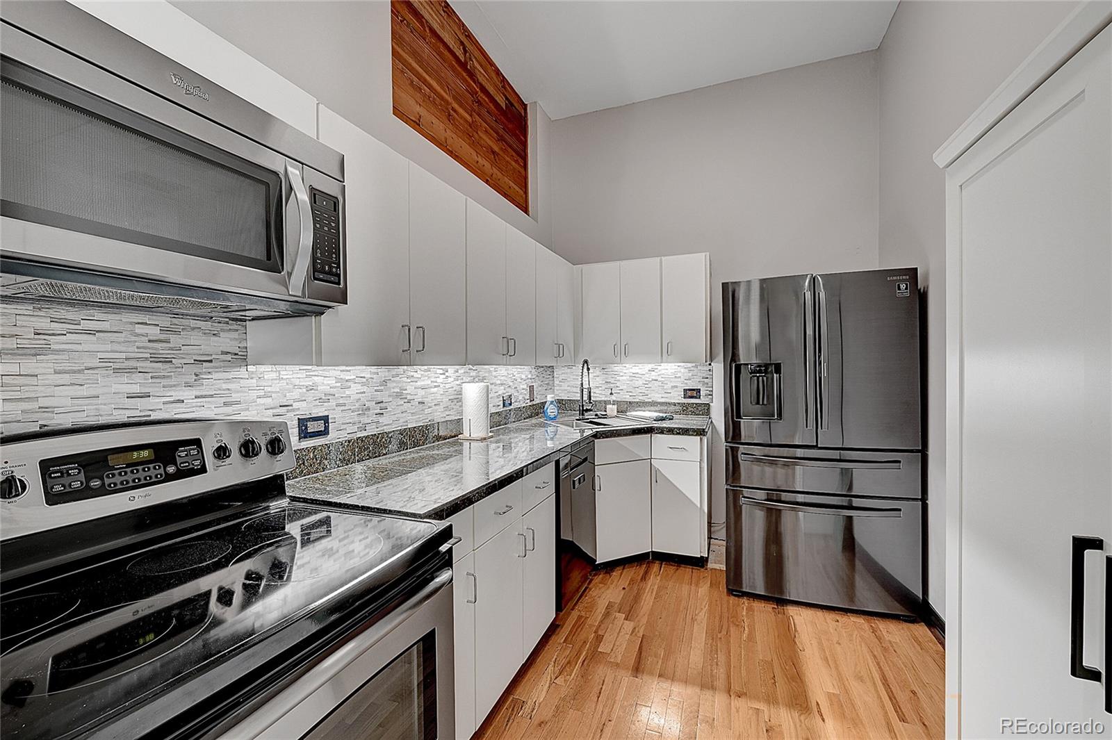 MLS Image #20 for 720  16th street,denver, Colorado