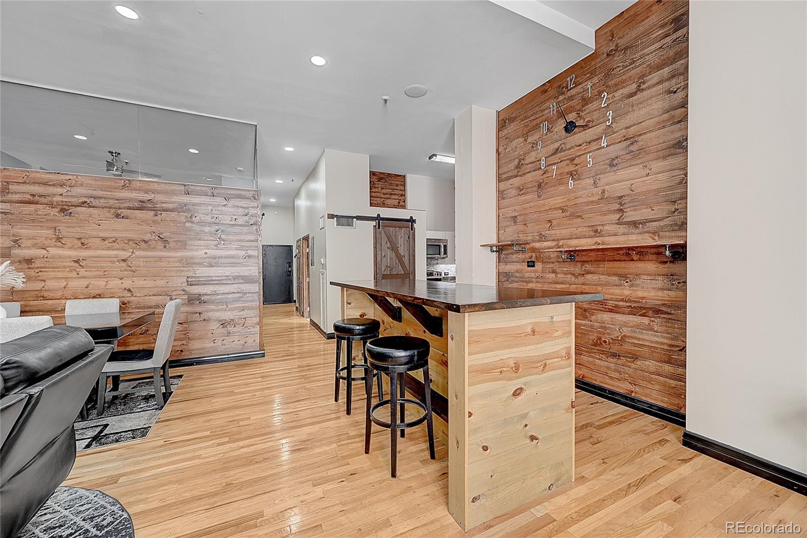 MLS Image #5 for 720  16th street,denver, Colorado