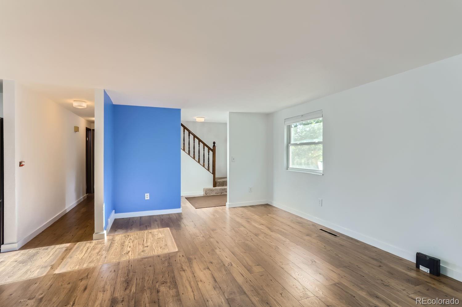 MLS Image #4 for 425  crystal place,longmont, Colorado