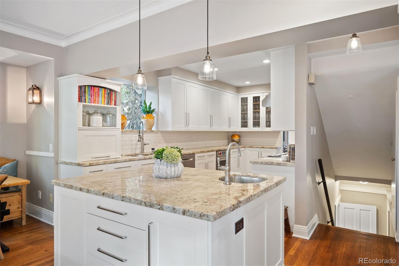 MLS Image #9 for 141 n gilpin street,denver, Colorado