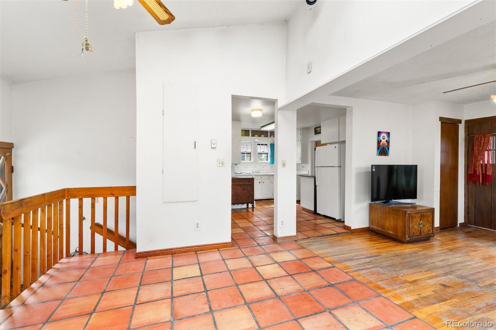 MLS Image #14 for 115 s 15th street,colorado springs, Colorado