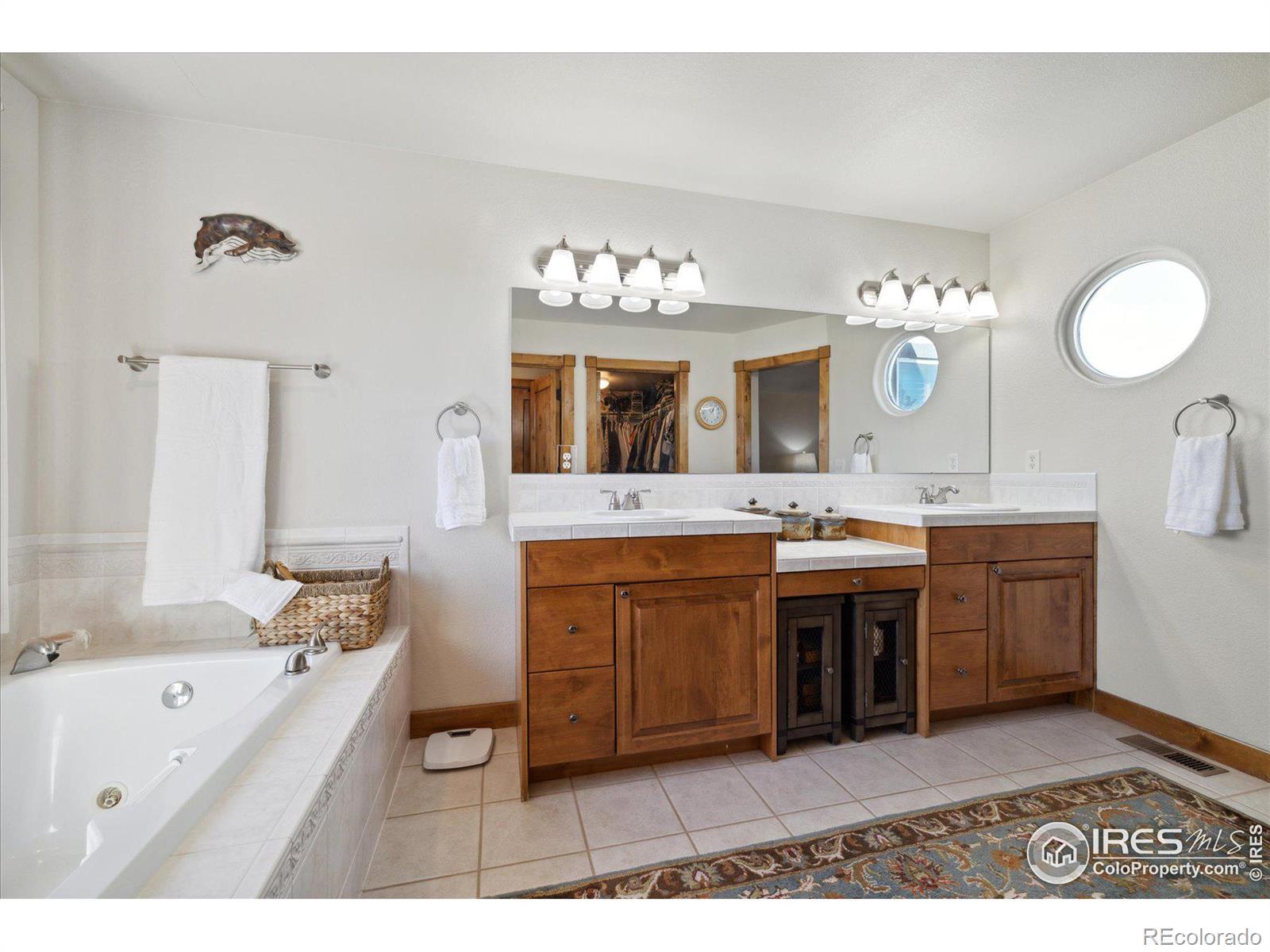 MLS Image #17 for 3638  coyote trail,berthoud, Colorado