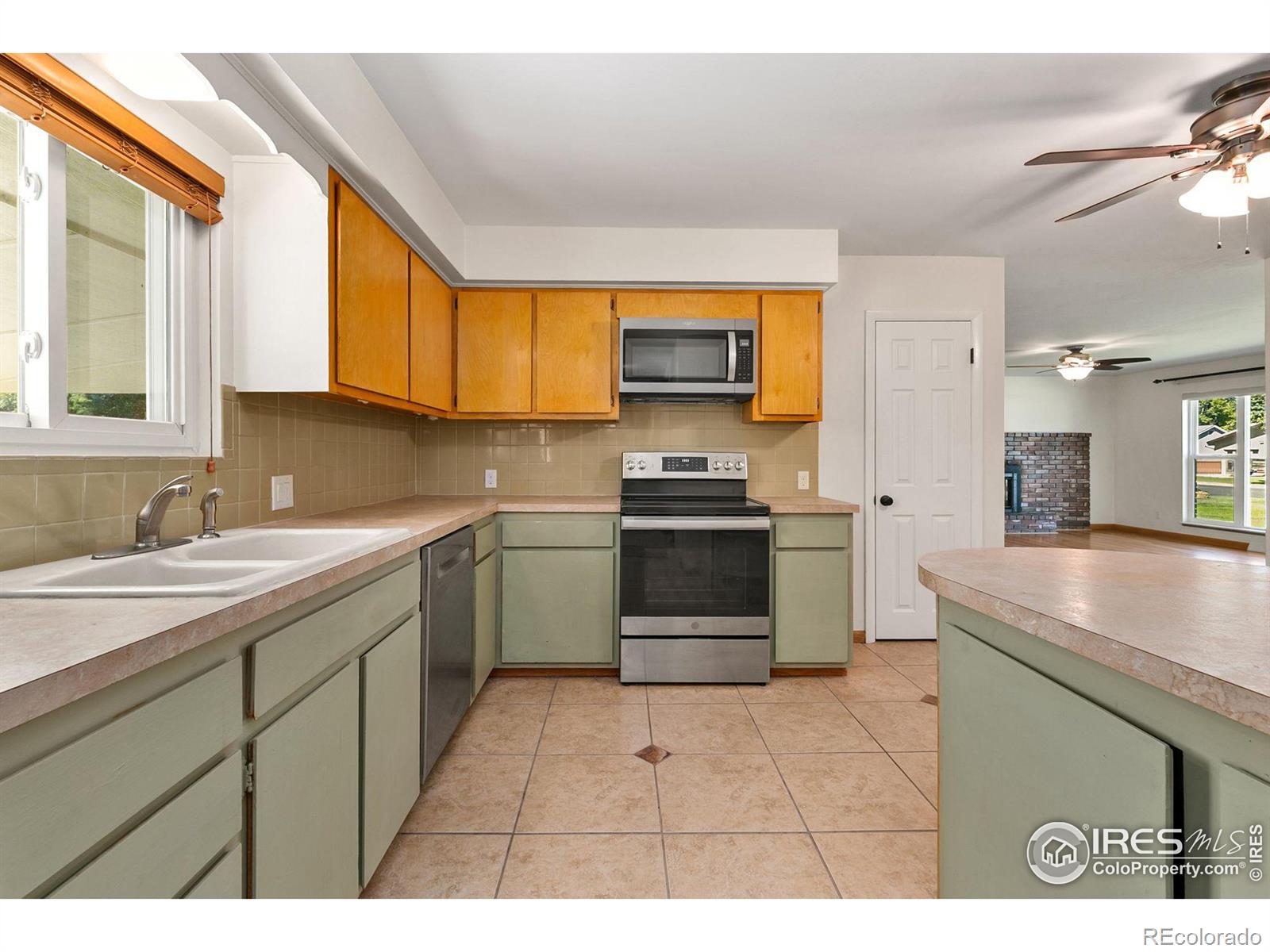 MLS Image #2 for 3005 w lake street,fort collins, Colorado