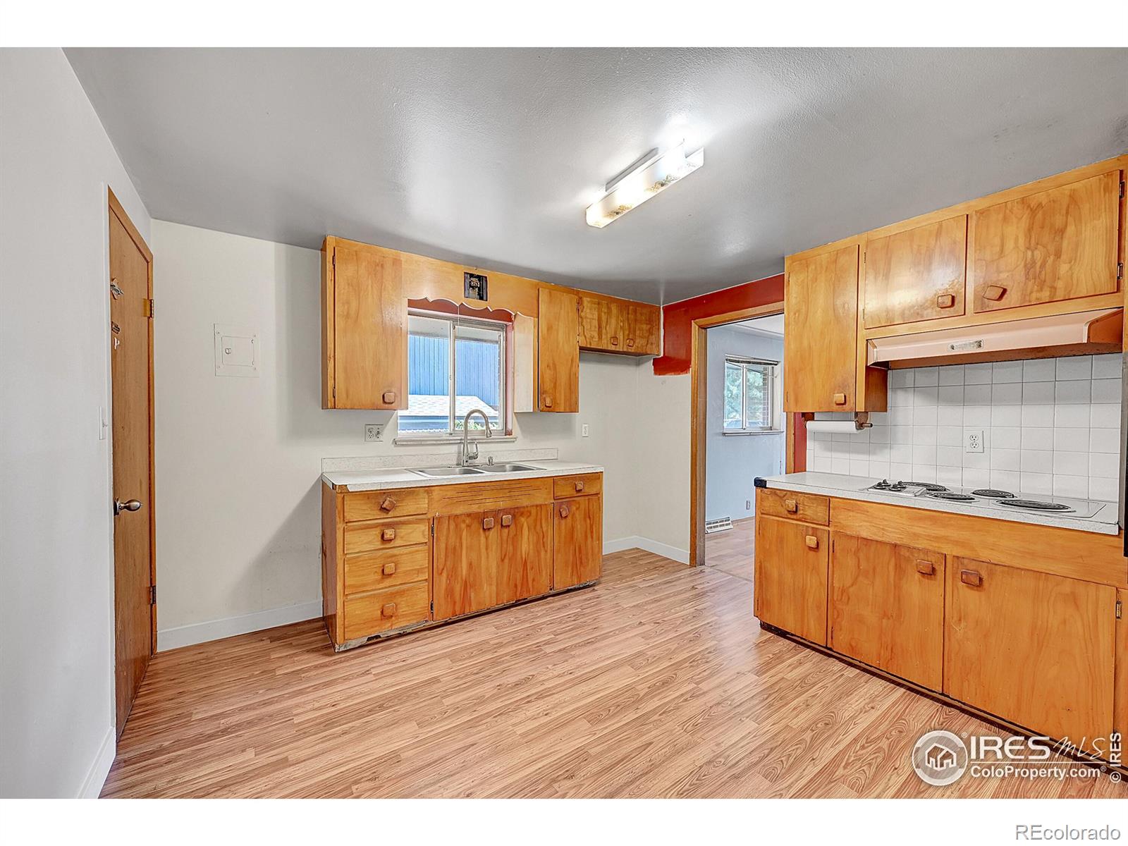 MLS Image #5 for 5345 s lakeview street,littleton, Colorado