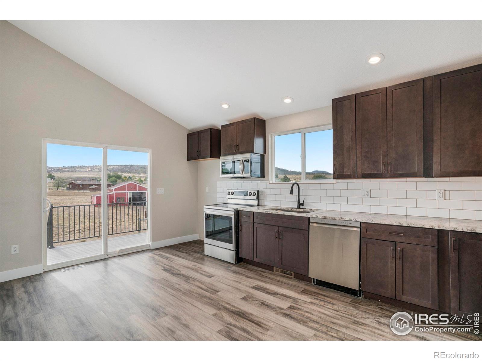 MLS Image #11 for 5001  glen drive,berthoud, Colorado