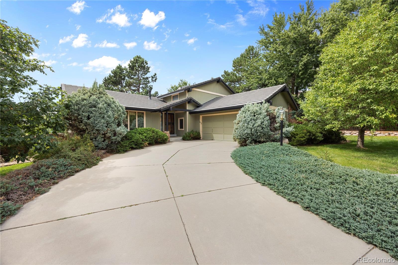 MLS Image #1 for 2133 s parfet drive,lakewood, Colorado